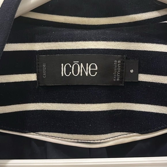 Icōne blazer (sold at Simons), dark blue with white stripes, size 6 - Picture 4 of 5